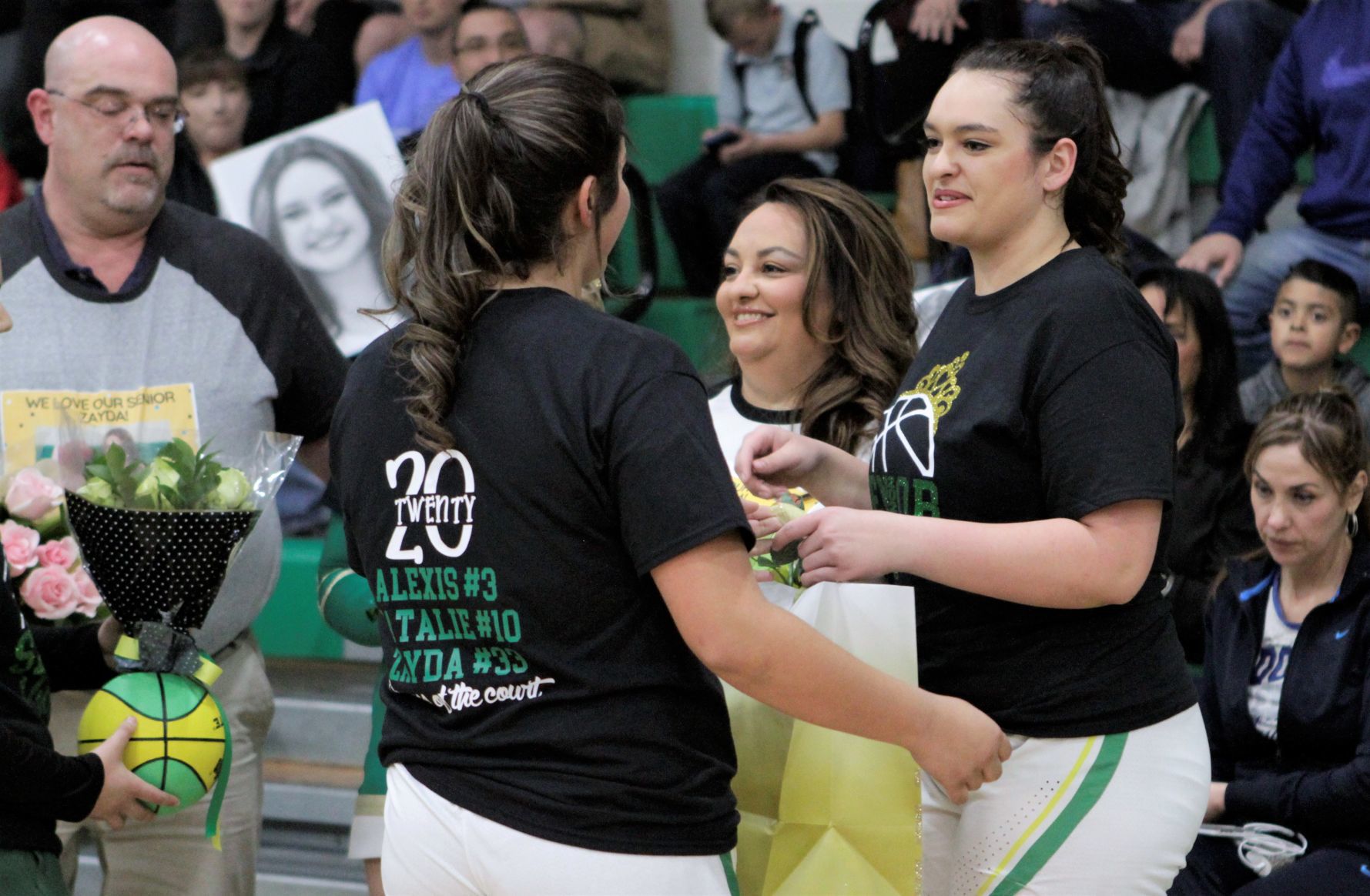 021020SJSeniorNight06.JPG